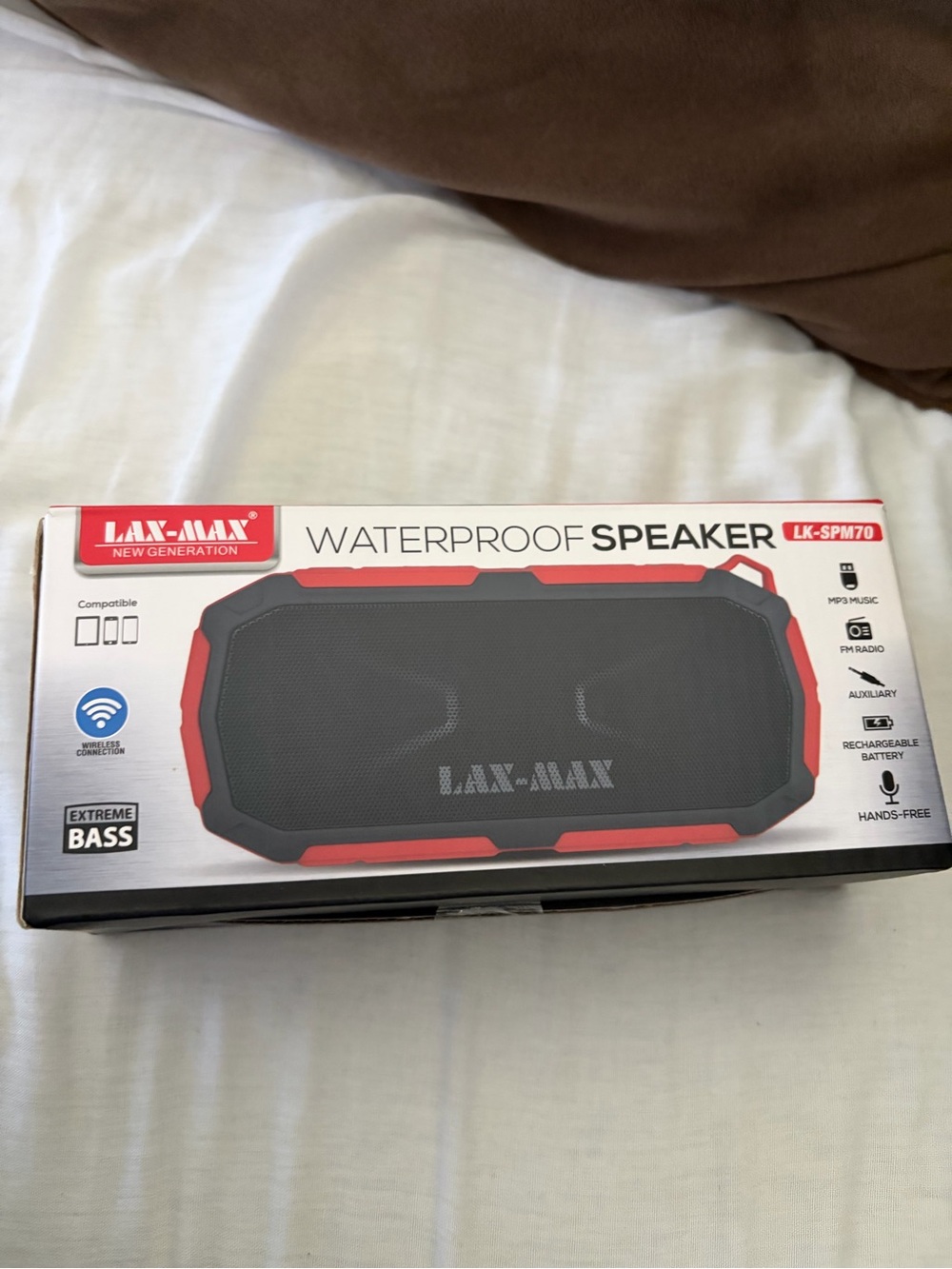 & Other Stories Black and Red Waterproof Portable Speaker